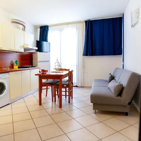 아파트호텔 Alessandra 4*