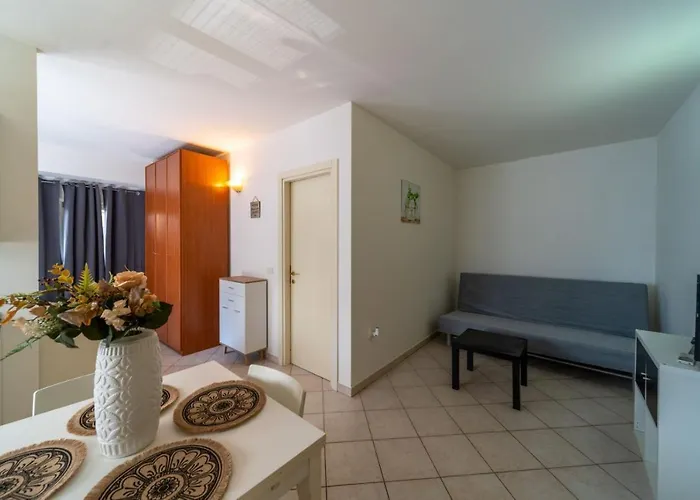 Alessandra Aparthotel 4*